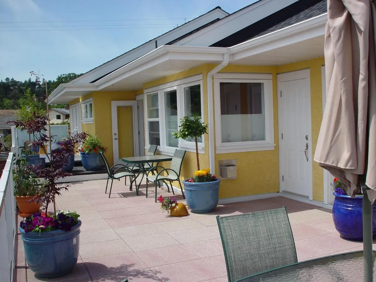 Bed & Breakfast Birds Of A Feather Victoria Oceanfront Studio Suites Colwood